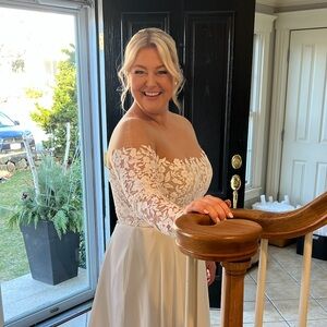 Meet your Posher, Caitlin